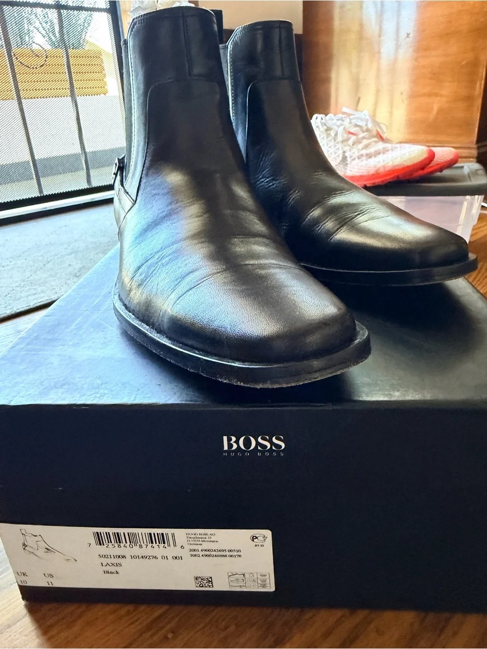 Hugo Boss classic black